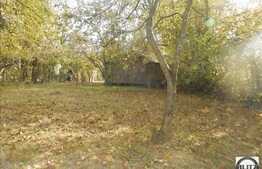 Teren pentru casa 1000 mp, front 12 ml, utilitati la front, zona linistita!