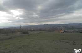 Teren de vanzare 1000 mp, front de 20 ml, utilitati la front!