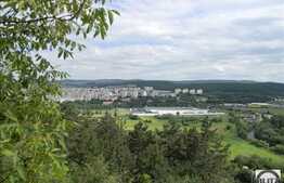 Teren de vanzare 5064 mp, front stradal 30 ml, zona linistita de case/vile!