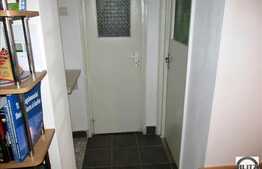 Apartament 2 camere semidecomandate de vanzare, 38 mp. Loc parcare inclus!