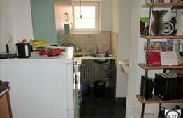 Apartament 2 camere semidecomandate de vanzare, 38 mp. Loc parcare inclus!