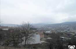 De vanzare teren, 500 mp cu front de 17 ml. Utilitatile la 5 ml distanta!