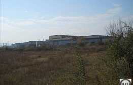 5800 mp in zona cu specific industrial!