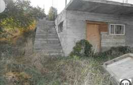 Teren 500 mp! Autorizatie de constructie valabila! Pretabil casa individuala!