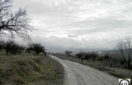 Teren 1600 mp, cu panorama deosebita, acces din strada Oasului