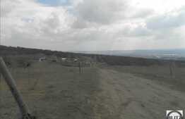 Teren de vanzare 639 mp, front 20 ml, zona linistita!