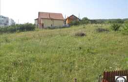 De  inchiriat, 2 camere semidecomandat, zona Campului. 2 locuri de parcare.