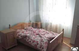 De  inchiriat, 2 camere semidecomandat, zona Campului. 2 locuri de parcare.