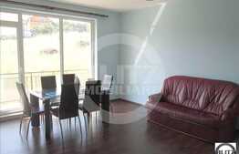 De  inchiriat, 2 camere semidecomandat, zona Campului. 2 locuri de parcare.