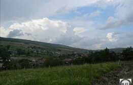 Teren de vanzare, 1000 mp, toate utilitatile la front, drum asfaltat, zona LIU!