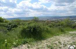 Vanzare teren, 1000 mp, 17,5 ml front stradal, zona linistita de case si vile