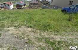 Teren de vanzare, 700 mp, front stradal 17 ml, zona linistita!