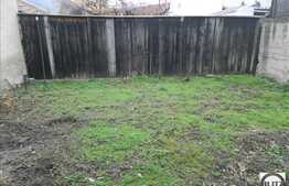 Teren de vanzare, 262 mp, toate utilitatile, zona de case si blocuri!