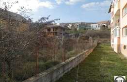 Teren de vanzare 611 mp cu front de 17 ml, pretabil bloc tip vila