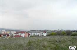 Vanzare teren 500 mp, front 18 ml, zona Negoiu, cu panorama deosebita