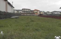 De vanzare in zona Campului 1200 mp teren cu front de 23.11