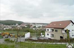 Teren 3000 mp, cu front la 2 strazi, toate utilitatile, ideal pentru constructii