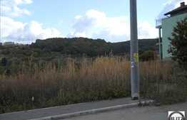 Teren cu autorizatie de constructie pe doua case insiruite!