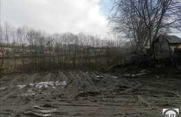 Vanzare teren 1060 mp cu front de 18 ml, in zona Campului