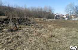 Teren de vanzare 718 mp, cu front de 20 ml, zona Campului, POT 35 % CUT 0.9