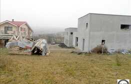 Teren de vanzare 1000 mp, cu front de 35 ml, zona linistita de case