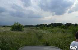 Vanzare teren 3000 mp, front stradal 35 ml, zona in curs de dezvoltare!