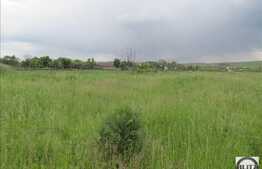 Vanzare teren 3057 mp in Someseni, 2 fronturi, zona cu acces facil