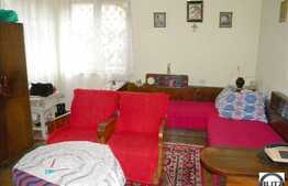 De vanzare teren 505 mp, front la 2 strazi