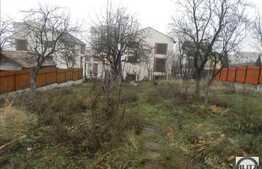 Vanzare teren cu casa demolabila, 850 mp, front 17.5 ml, zona Meteor