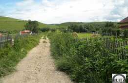 Teren din Gilau, pentru constructie casa, zona linistita !!