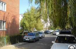 Locatie retrasa dar conectata la viata orasului!