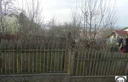 Teren cu casa demolabila de vanzare, 362 mp, front 7.5 ml, ideal pentru birouri