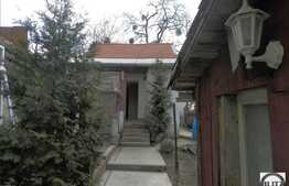 Teren cu casa demolabila de vanzare, 362 mp, front 7.5 ml, ideal pentru birouri