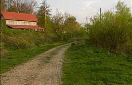 Teren 3,5 ha! Moara din Jucu! Lac de pesti!  Situat la soseaua principala.