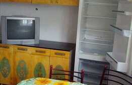 3 camere, 70 mp, decomandat, garaj, zona strazii Ady Endre!