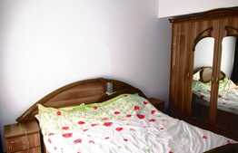 3 camere, 90 mp, etaj intermediar, garaj, terasa 10 mp, zona Grand Hotel Italia