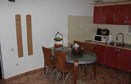 Apartament 2 camere, 50 mp, decomandat, parcare, zona strazii Calea Turzii