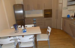 3 camere, 72 mp, mobilat modern, zona strazii Eroilor