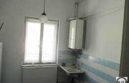 De vanzare garsoniera, 37 mp, garaj, zona Piata Unirii