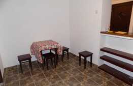 1 camera, 44 mp, decomandat, zona strazii Horea