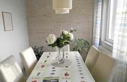 Apartament 4 camere, 135 mp utili, zona centrala, garaj, 2 locuri de parcare