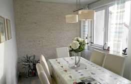 Apartament 4 camere, 135 mp utili, zona centrala, garaj, 2 locuri de parcare