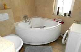 Apartament 4 camere, 135 mp utili, zona centrala, garaj, 2 locuri de parcare