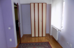 4 camere, 110 mp, terasa 15 mp, mobilat modern, zona Piata Mihai Viteazu