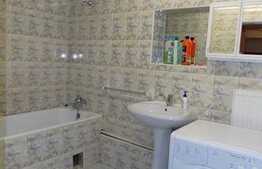 Vanzare apartament 3 camere, 86 mp, scara interioara, zona strazii 21 Decembrie