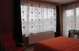 Penthouse 4 camere, 102 mp, terasa 80 mp, parcare, zona strazii Eugen Ionesco