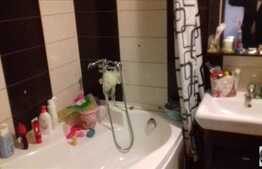 Apartament de vanzare, 3 camere, 76 mp! Zona strazii Eroilor! Parcare!