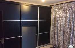 Apartament de vanzare, 3 camere, 76 mp! Zona strazii Eroilor! Parcare!