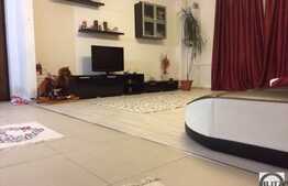 Apartament de vanzare, 3 camere, 76 mp! Zona strazii Eroilor! Parcare!