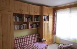 De vanzare apartament cu 2 camere, 44 mp utili, balcon, zona Terra!